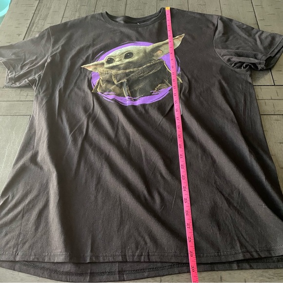 NWT Star Wars Black Tee with Baby‎ Yoda and Purple Accent Size XL - Picture 10 of 12